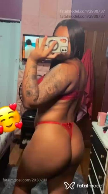 Acompanhante mulher morena (o) de olhos castanhos em Manaus Acompanhante mulher morena (o) de olhos castanhos em Manaus - Larissa