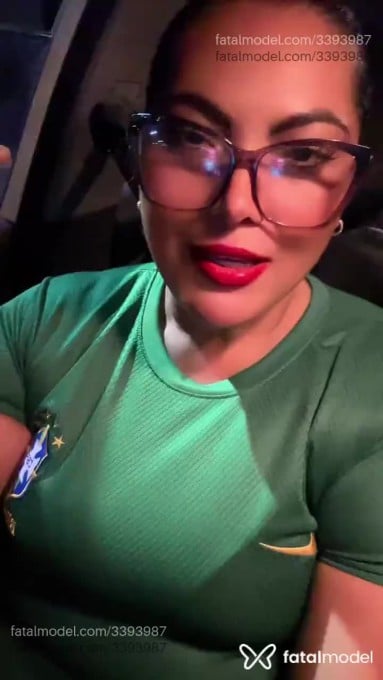Acompanhante mulher morena (o) de olhos castanhos em Acreúna Acompanhante mulher morena (o) de olhos castanhos em Acreúna - Jhenny