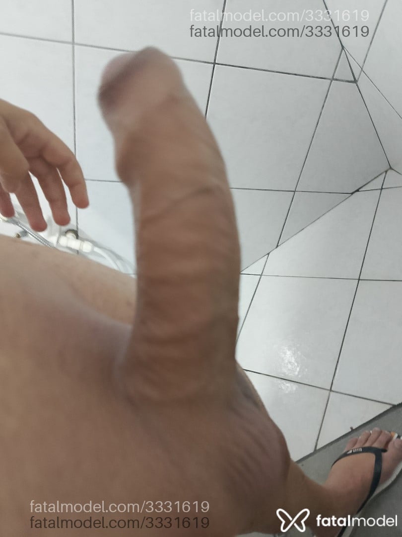 Acompanhante homem morena (o) de olhos castanhos em Simões Filho - Eduardo