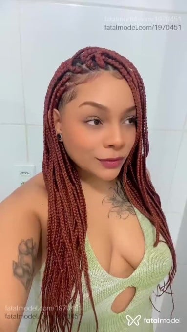 Acompanhante mulher com cabelo castanho de olhos castanhos - Anny Fernandes