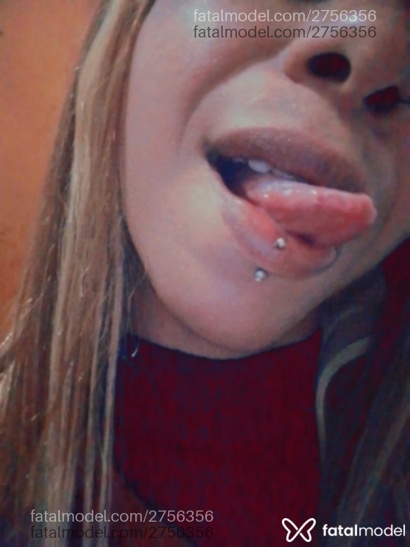 Acompanhante mulher trans com cabelo castanho de olhos castanhos em Santa Rosa - Gaby
