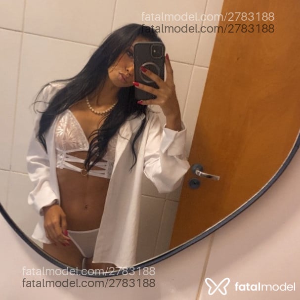 Acompanhante mulher morena (o) de olhos castanhos em Uberaba - Bianca Monteiro