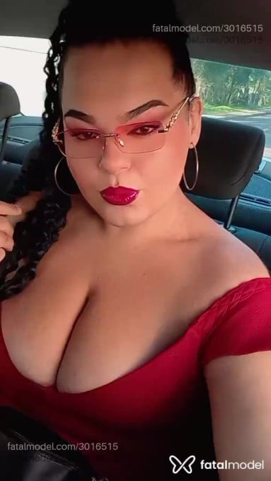 Acompanhante mulher trans morena (o) de olhos castanhos em Foz do Iguaçu Acompanhante mulher trans morena (o) de olhos castanhos em Foz do Iguaçu - Moniky Alves