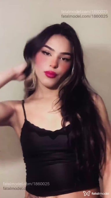 Acompanhante mulher trans com cabelo castanho de olhos castanhos em Bragança Paulista Acompanhante mulher trans com cabelo castanho de olhos castanhos em Bragança Paulista - Cleo