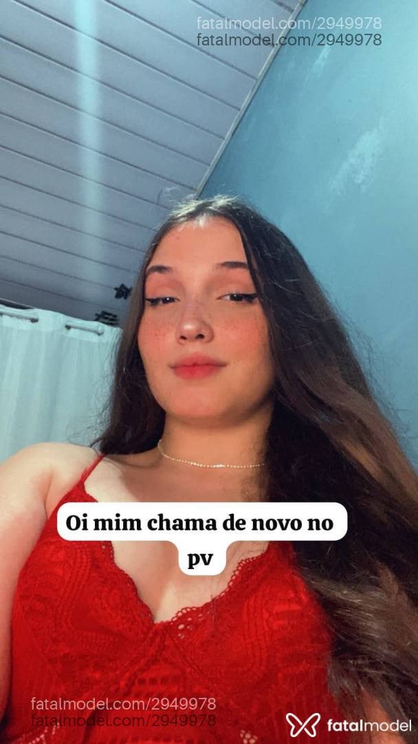 Acompanhante mulher trans com cabelo castanho de olhos castanhos - Angel