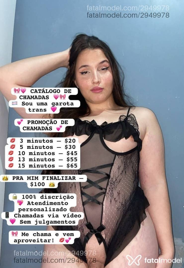 Acompanhante mulher trans com cabelo castanho de olhos castanhos - Angel