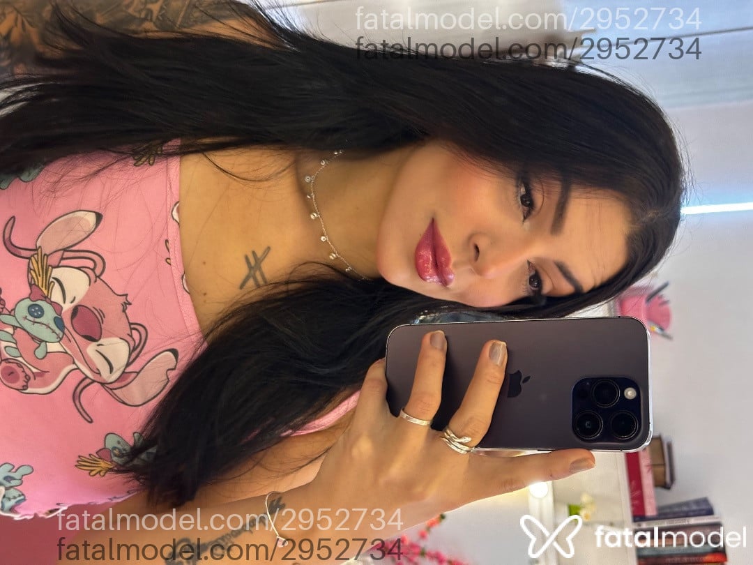 Acompanhante mulher morena (o) de olhos castanhos - Jhenifer Rezende Acompanhante mulher morena (o) de olhos castanhos - Jhenifer Rezende