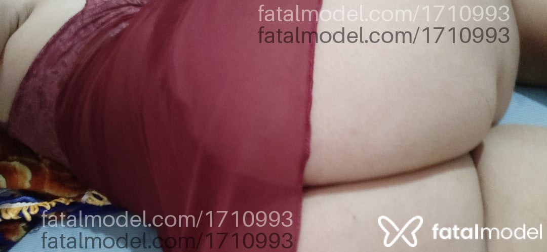 Acompanhante mulher ruiva (o) de olhos castanhos em Mineiros - Pekena
