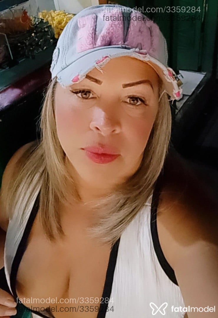 Acompanhante mulher loira (o) de olhos verdes em Amparo - Natacha