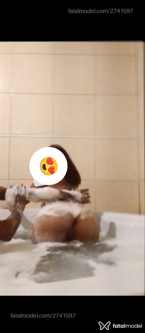 Acompanhante mulher com cabelo castanho de olhos pretos em Campo Grande - Hayra