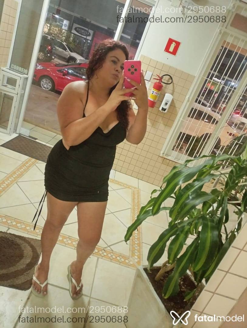 Acompanhante mulher morena (o) de olhos castanhos em Porto Alegre Acompanhante mulher morena (o) de olhos castanhos em Porto Alegre - Jéssica
