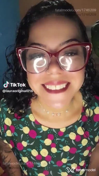 Acompanhante mulher morena (o) de olhos castanhos em Franca Acompanhante mulher morena (o) de olhos castanhos em Franca - Vitória
