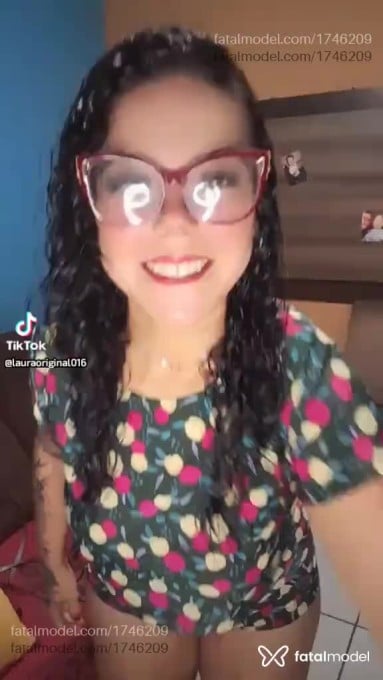 Acompanhante mulher morena (o) de olhos castanhos em Franca Acompanhante mulher morena (o) de olhos castanhos em Franca - Vitória