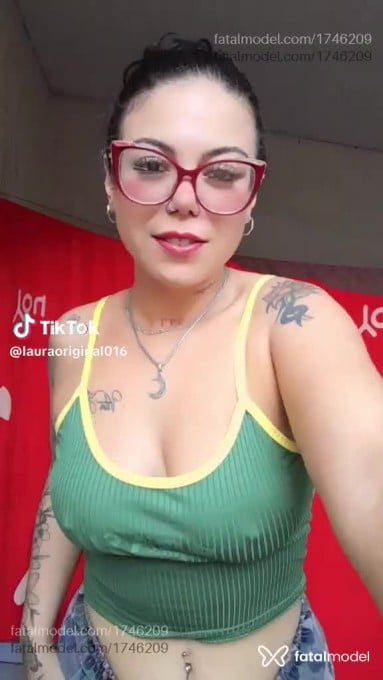 Acompanhante mulher morena (o) de olhos castanhos em Franca Acompanhante mulher morena (o) de olhos castanhos em Franca - Vitória