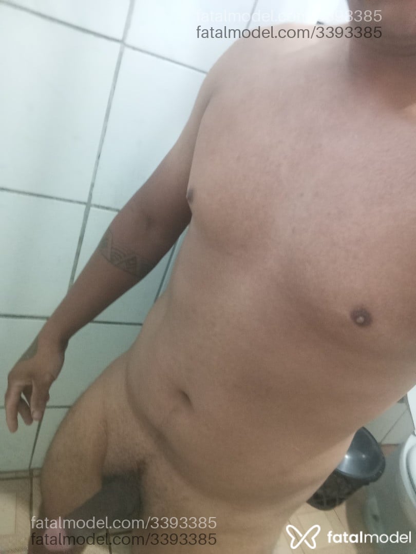 Acompanhante homem morena (o) de olhos mel em Guarujá - Lima