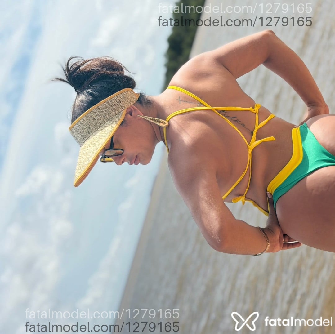Acompanhante mulher trans com cabelo castanho de olhos castanhos em Castanhal Acompanhante mulher trans com cabelo castanho de olhos castanhos em Castanhal - Vitória Santos