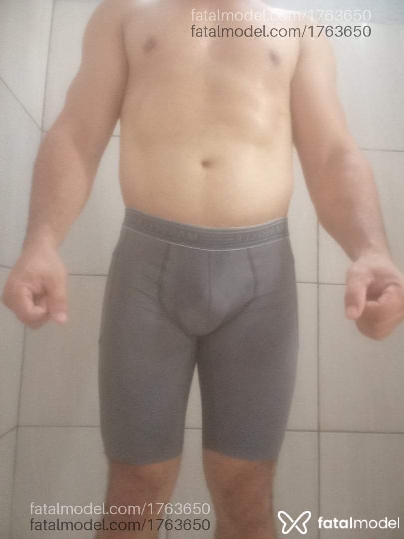 Acompanhante homem com cabelo castanho de olhos castanhos em Imperatriz Acompanhante homem com cabelo castanho de olhos castanhos em Imperatriz - Massoterapeutmarce