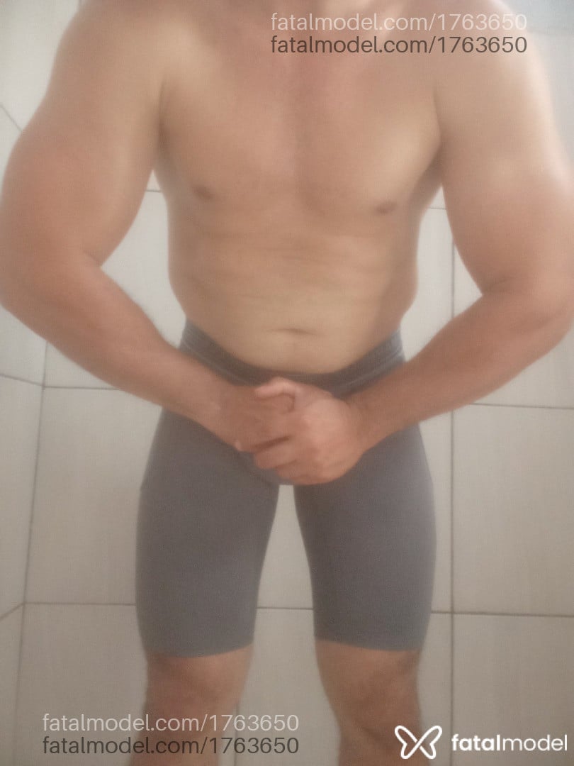 Acompanhante homem com cabelo castanho de olhos castanhos em Imperatriz Acompanhante homem com cabelo castanho de olhos castanhos em Imperatriz - Massoterapeutmarce