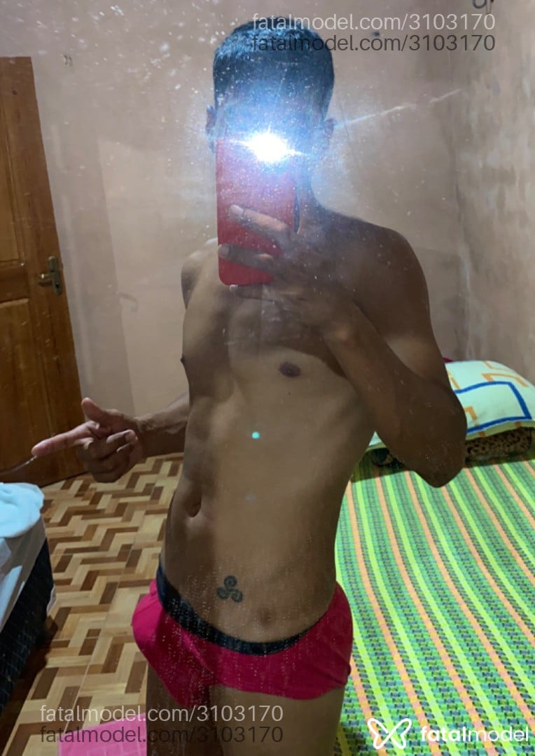 Acompanhante homem morena (o) de olhos pretos em Irecê - Flavio