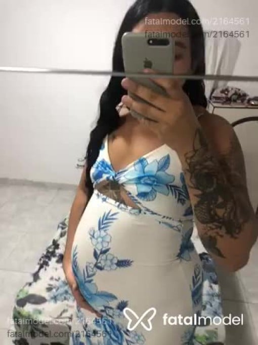 Acompanhante mulher com cabelo castanho de olhos castanhos - Tokio blooming