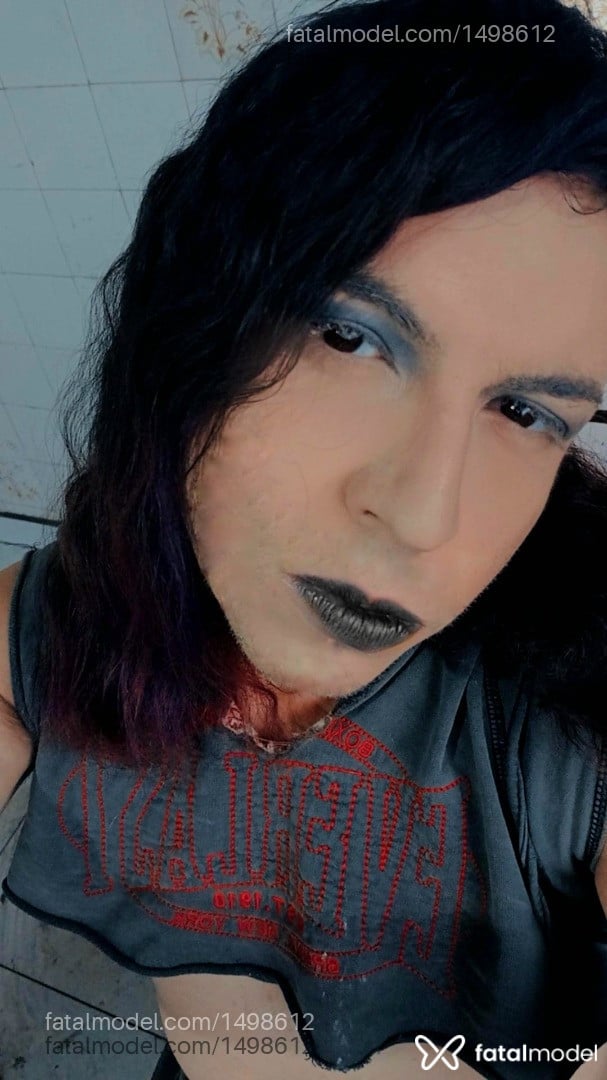 Acompanhante homem com cabelo colorido de olhos castanhos em Araraquara - Lord Bodyhot