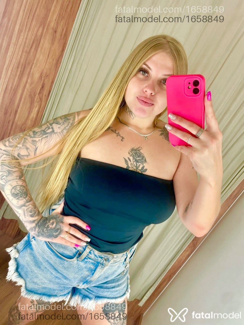 Acompanhante mulher loira (o) de olhos azuis em Caxias do Sul - Jenifer Schmidt