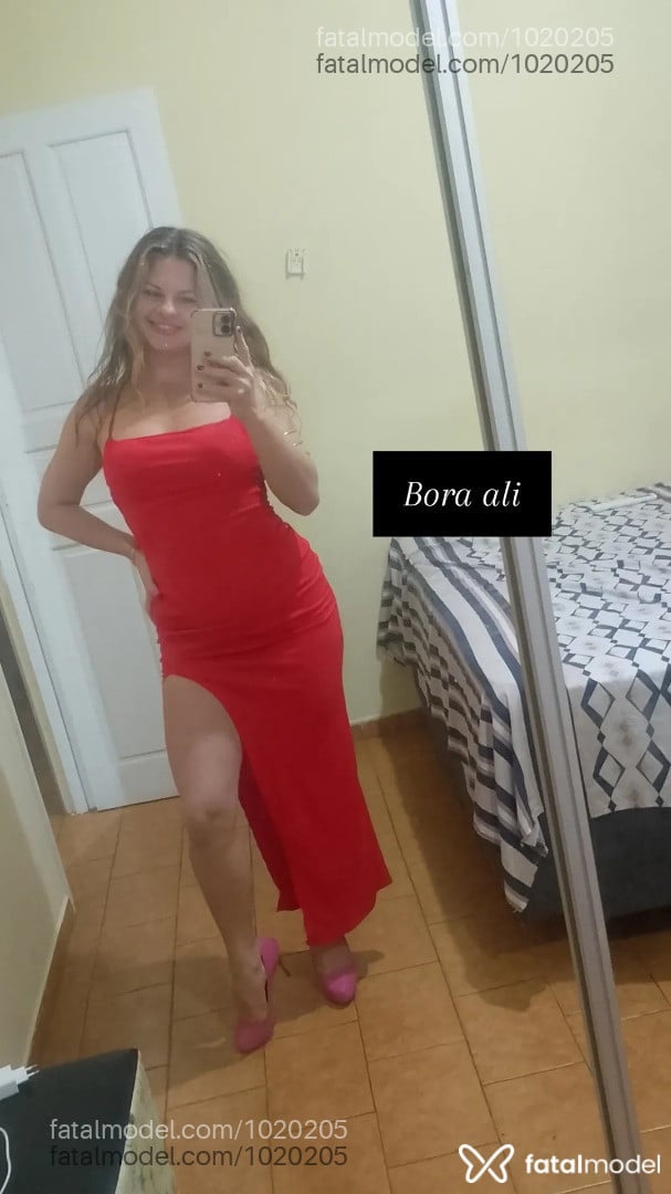 Acompanhante mulher loira (o) de olhos azuis em Serra Acompanhante mulher loira (o) de olhos azuis em Serra - Melissa