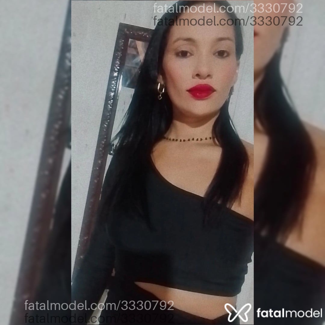 Acompanhante mulher com cabelo castanho de olhos castanhos em Matupá - Lenny