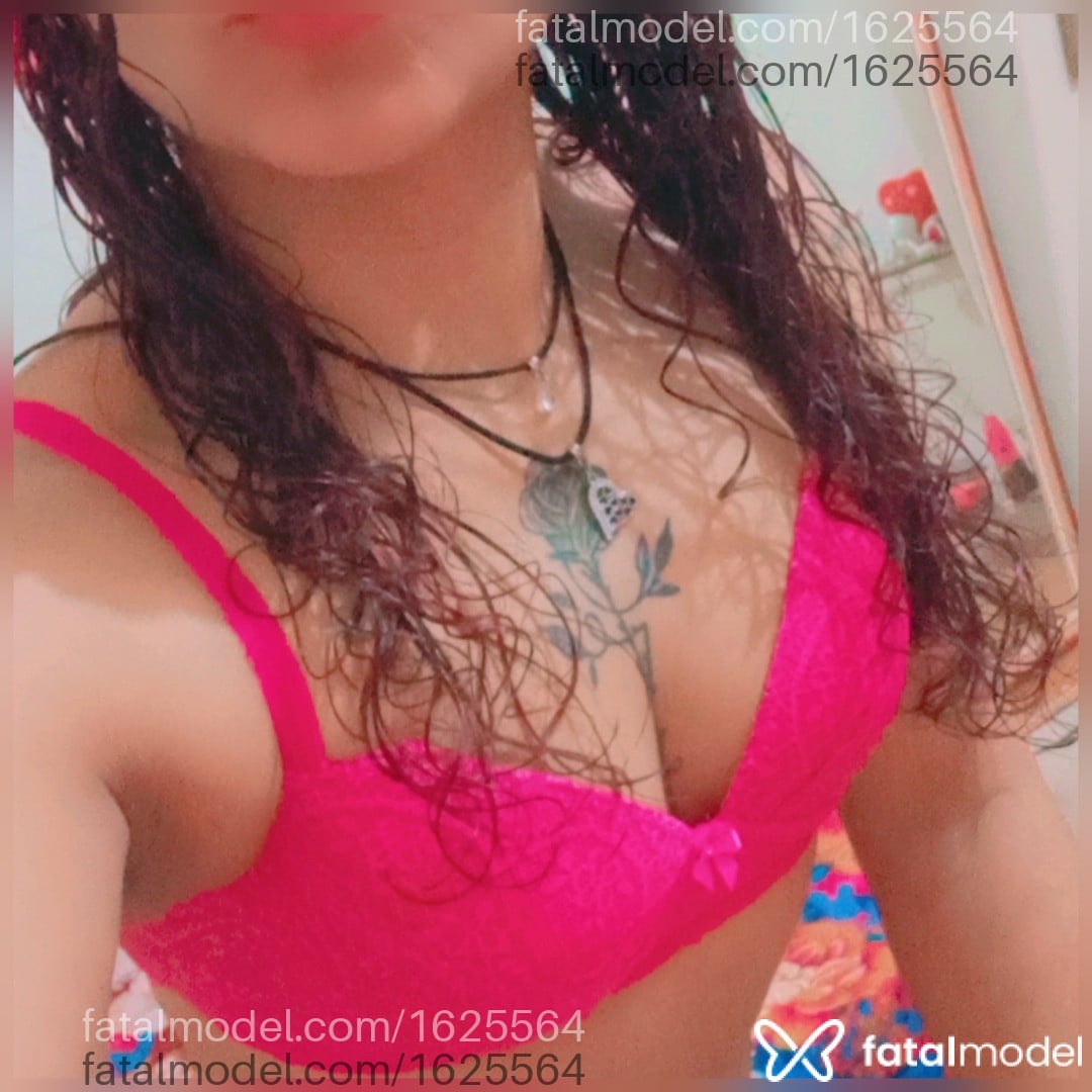 Acompanhante mulher morena (o) de olhos castanhos em Pelotas - Agatha Castro