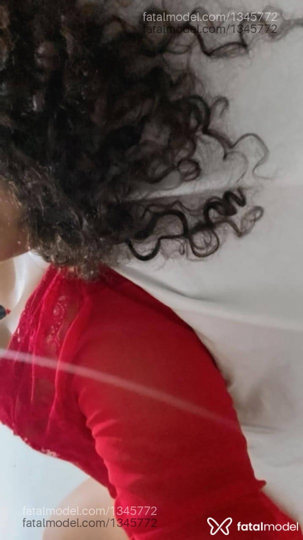 Acompanhante mulher com cabelo castanho de olhos castanhos em Aracati Acompanhante mulher com cabelo castanho de olhos castanhos em Aracati - Patrícia Barcellos