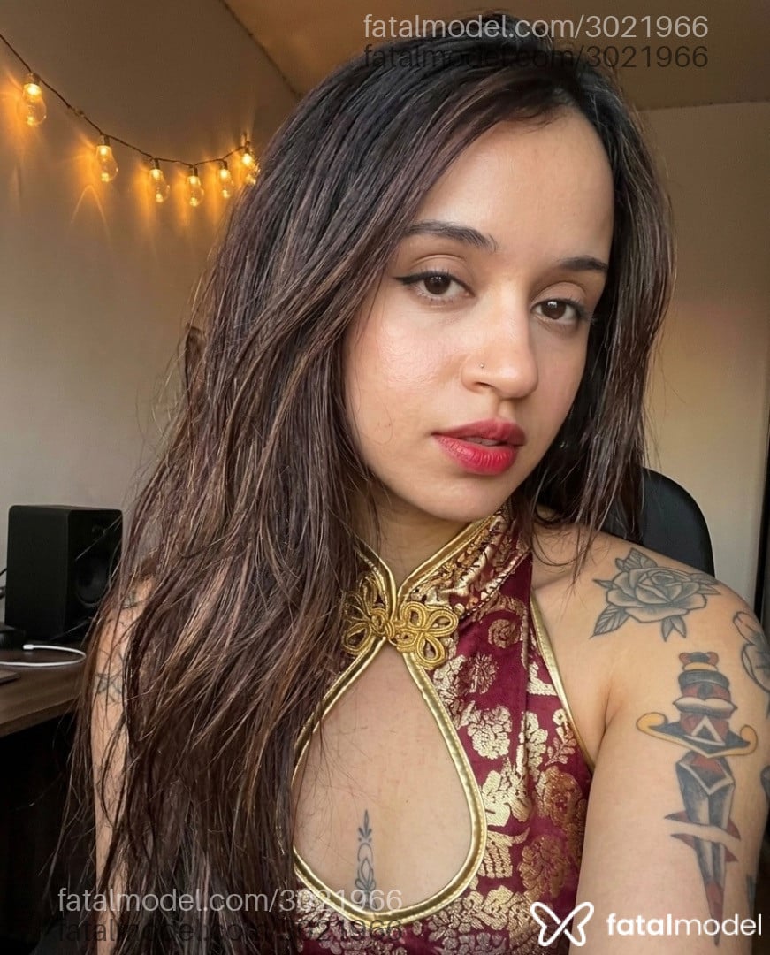 Acompanhante mulher com cabelo castanho de olhos castanhos em São Paulo - Nicolly
