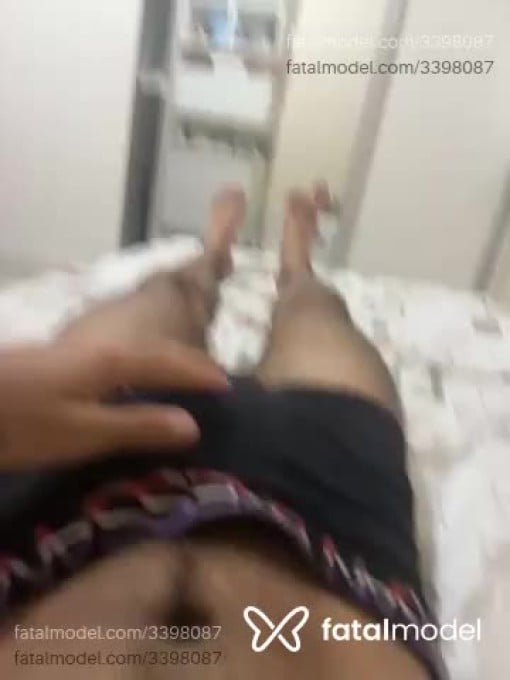 Acompanhante homem com cabelo castanho de olhos pretos em Palmas - Filippe Alves