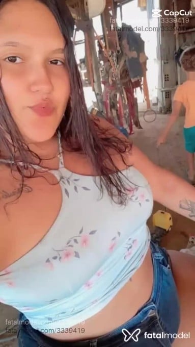 Acompanhante mulher morena (o) de olhos castanhos - Emilly Acompanhante mulher morena (o) de olhos castanhos - Emilly