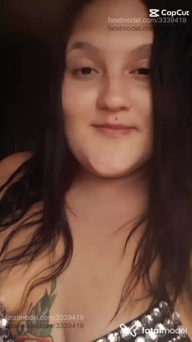 Acompanhante mulher morena (o) de olhos castanhos - Emilly Acompanhante mulher morena (o) de olhos castanhos - Emilly