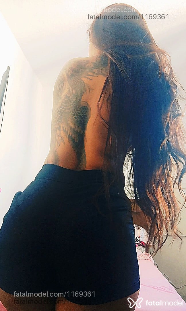 Acompanhante mulher morena (o) de olhos castanhos em Uberaba - Luna