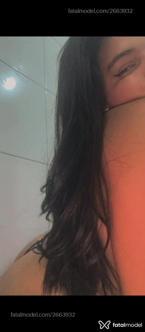 Acompanhante mulher morena (o) de olhos pretos em Chapecó - Dhayara Sofia