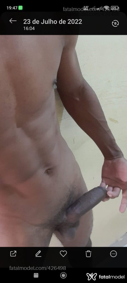 Acompanhante homem com cabelo castanho de olhos castanhos em Rio das Ostras - Jorginho