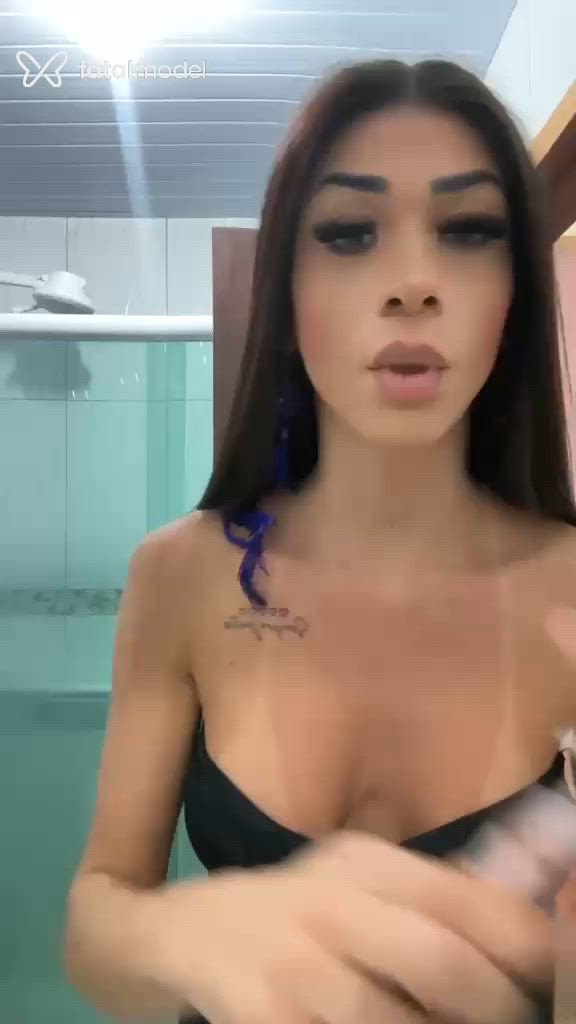 Acompanhante mulher trans morena (o) de olhos azuis - Myrella PlayyBoyy Acompanhante mulher trans morena (o) de olhos azuis - Myrella PlayyBoyy