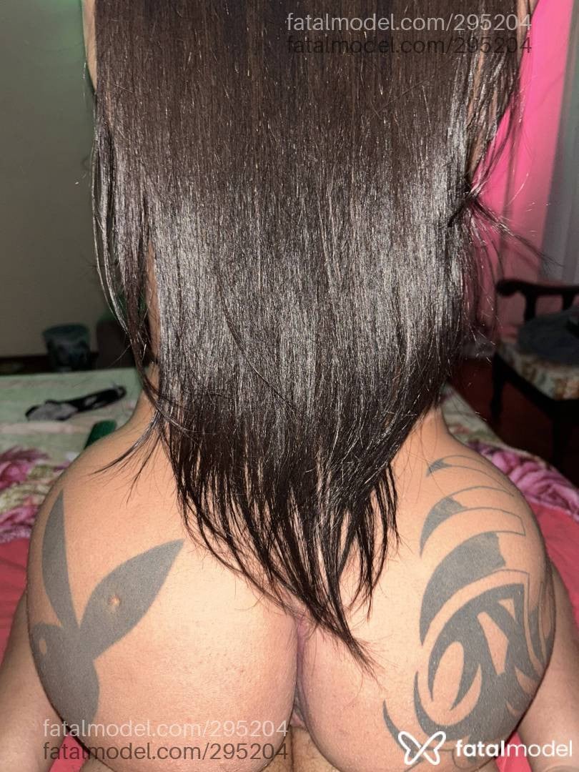Acompanhante mulher trans morena (o) de olhos azuis - Myrella PlayyBoyy