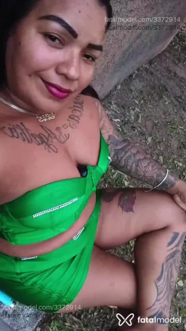 Acompanhante mulher morena (o) de olhos pretos - Sophia