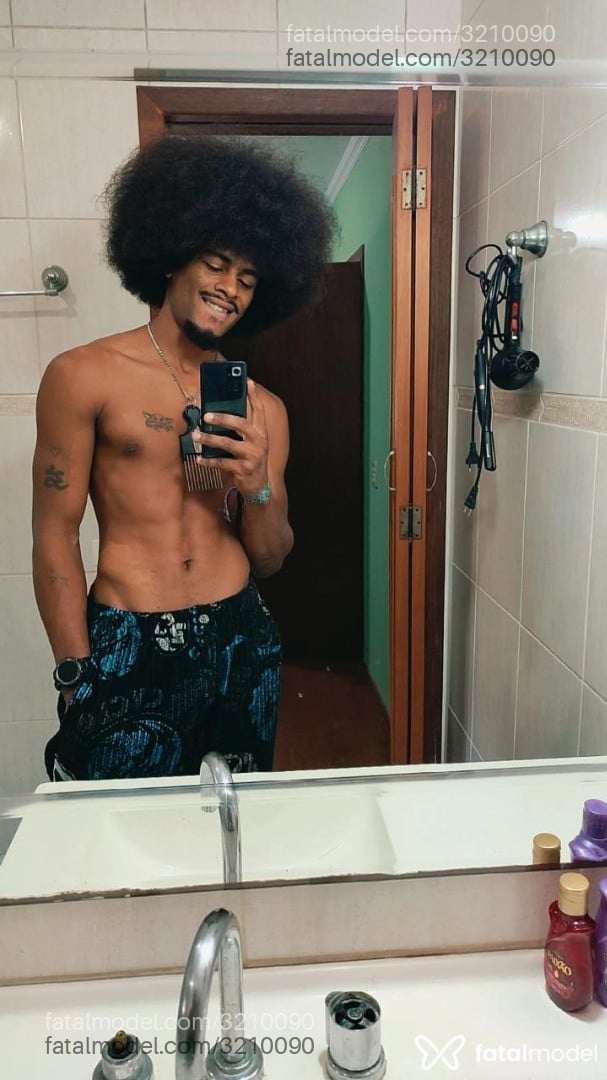 Acompanhante homem morena (o) de olhos castanhos em São Paulo - Black Pen