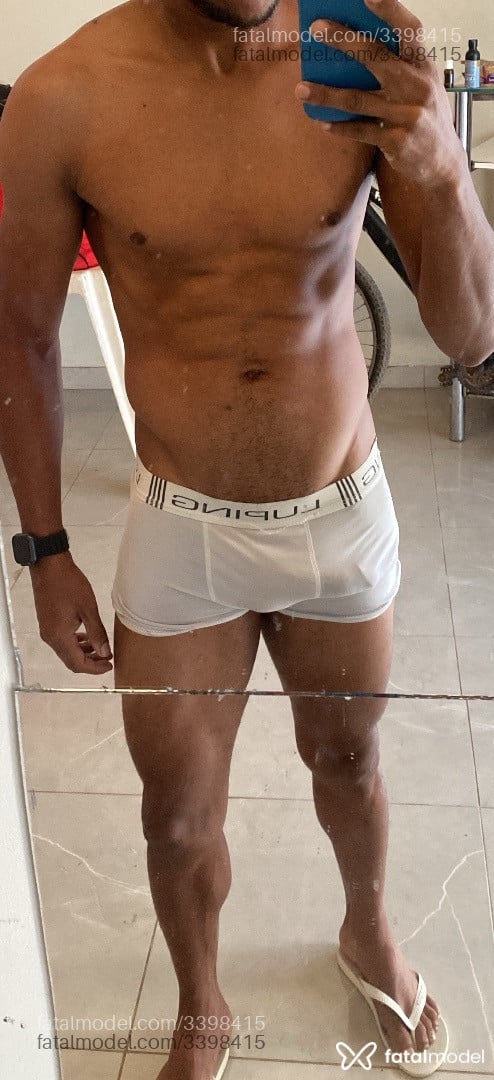 Acompanhante homem morena (o) de olhos pretos - Lukas Martnhins