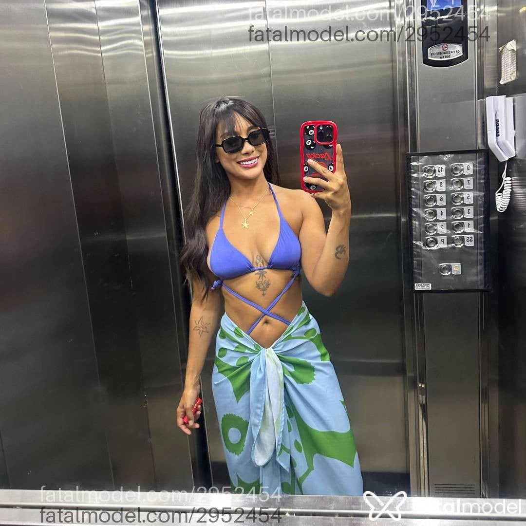 Acompanhante mulher morena (o) de olhos pretos em Araruama Acompanhante mulher morena (o) de olhos pretos em Araruama - Solprincess