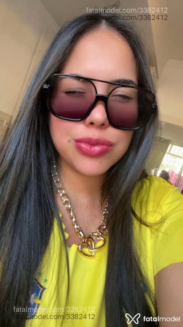 Acompanhante mulher morena (o) de olhos castanhos em Florianópolis - Beah Fontaine