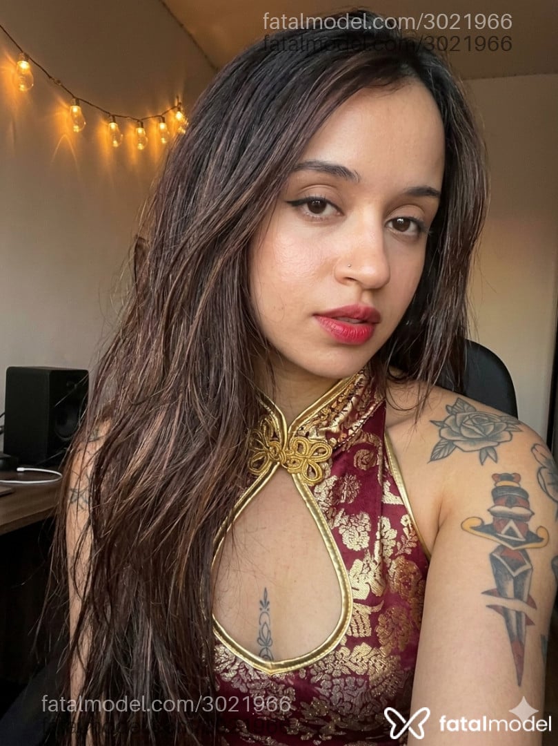 Acompanhante mulher com cabelo castanho de olhos castanhos em São Paulo - Nicolly