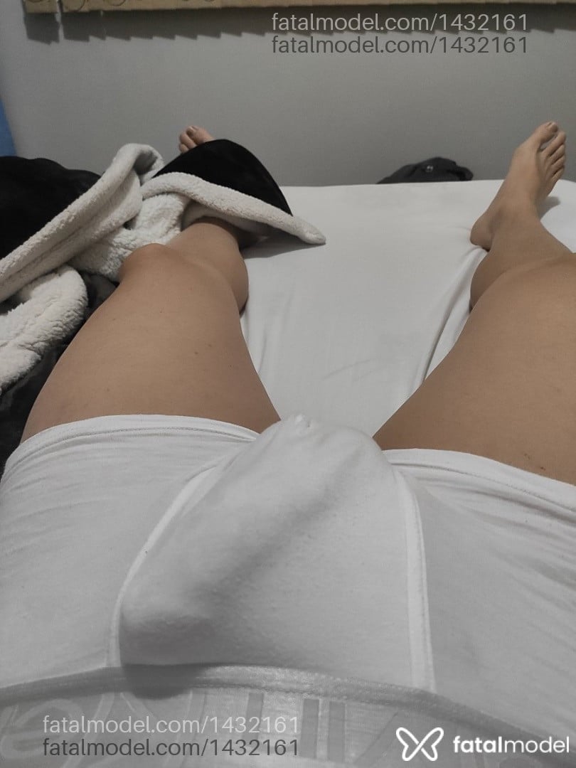 Acompanhante homem morena (o) de olhos castanhos em Cacoal - Galanteador