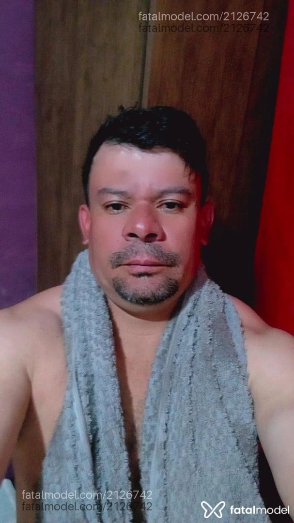 Acompanhante homem com cabelo castanho de olhos pretos em Andradina Acompanhante homem com cabelo castanho de olhos pretos em Andradina - Viera