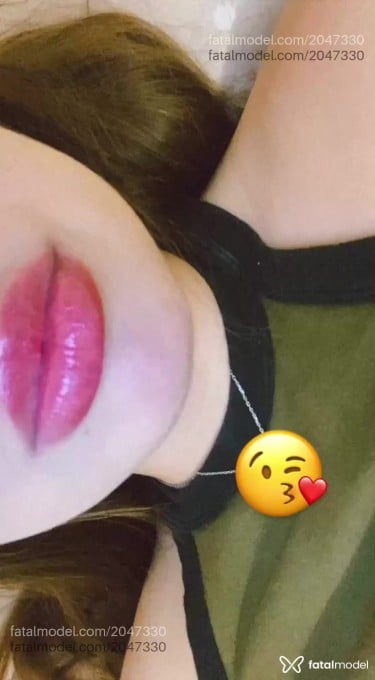 Acompanhante mulher com cabelo castanho de olhos mel em Florianópolis - Amanda