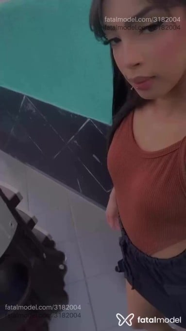 Acompanhante mulher ruiva (o) de olhos castanhos em São Paulo Acompanhante mulher ruiva (o) de olhos castanhos em São Paulo - Stefany