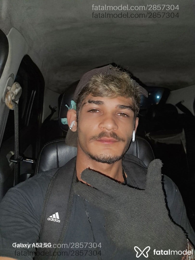 Acompanhante homem morena (o) de olhos castanhos em Cabo Frio - Jonas